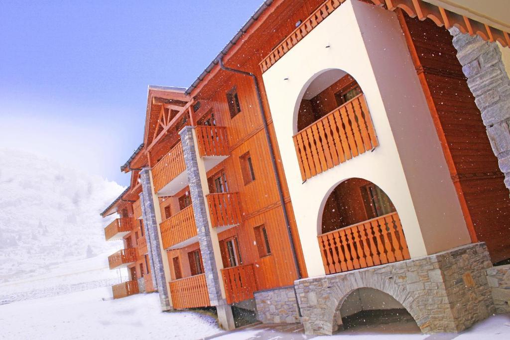 Residence Les Balcons De Val Cenis Le Haut Ланслевилар Екстериор снимка